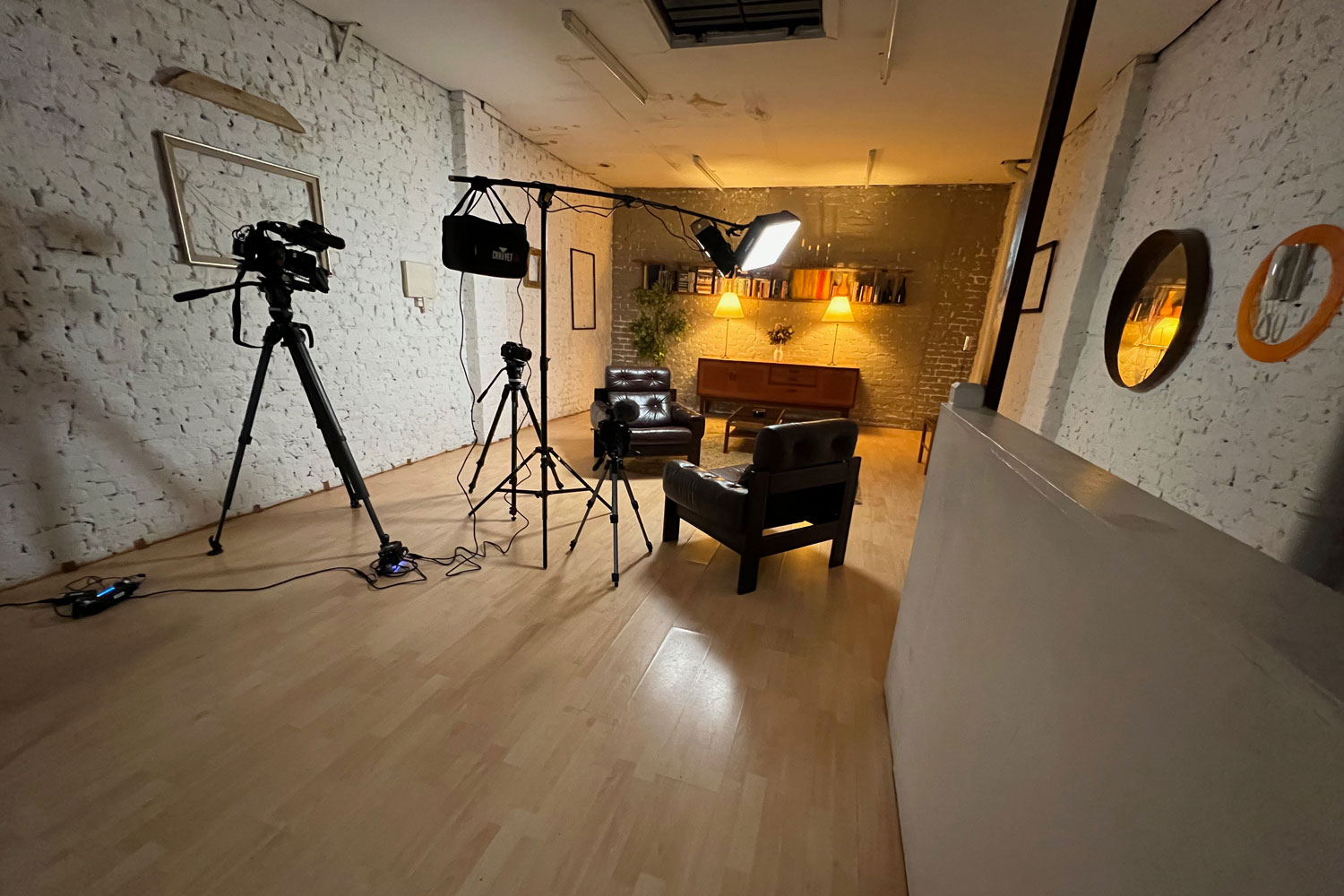 Podloft | Podloft Film &Amp; Video Studio Hire In London | Podloft